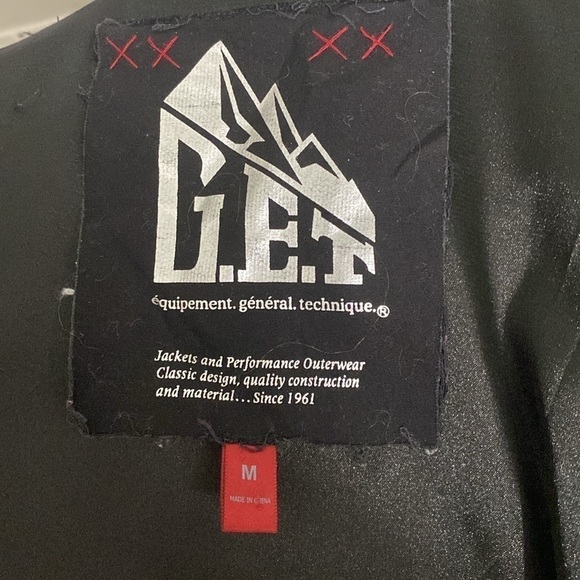 G.E.T. Charcoal grey wrap jacket.Rayon/Nylon. Satin lined. Pockets. Size Medium. - Picture 5 of 5